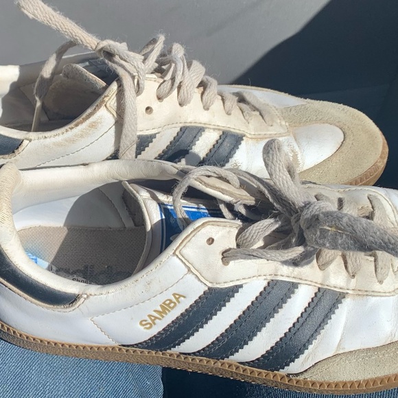 Adidas Sambas - Picture 2 of 5